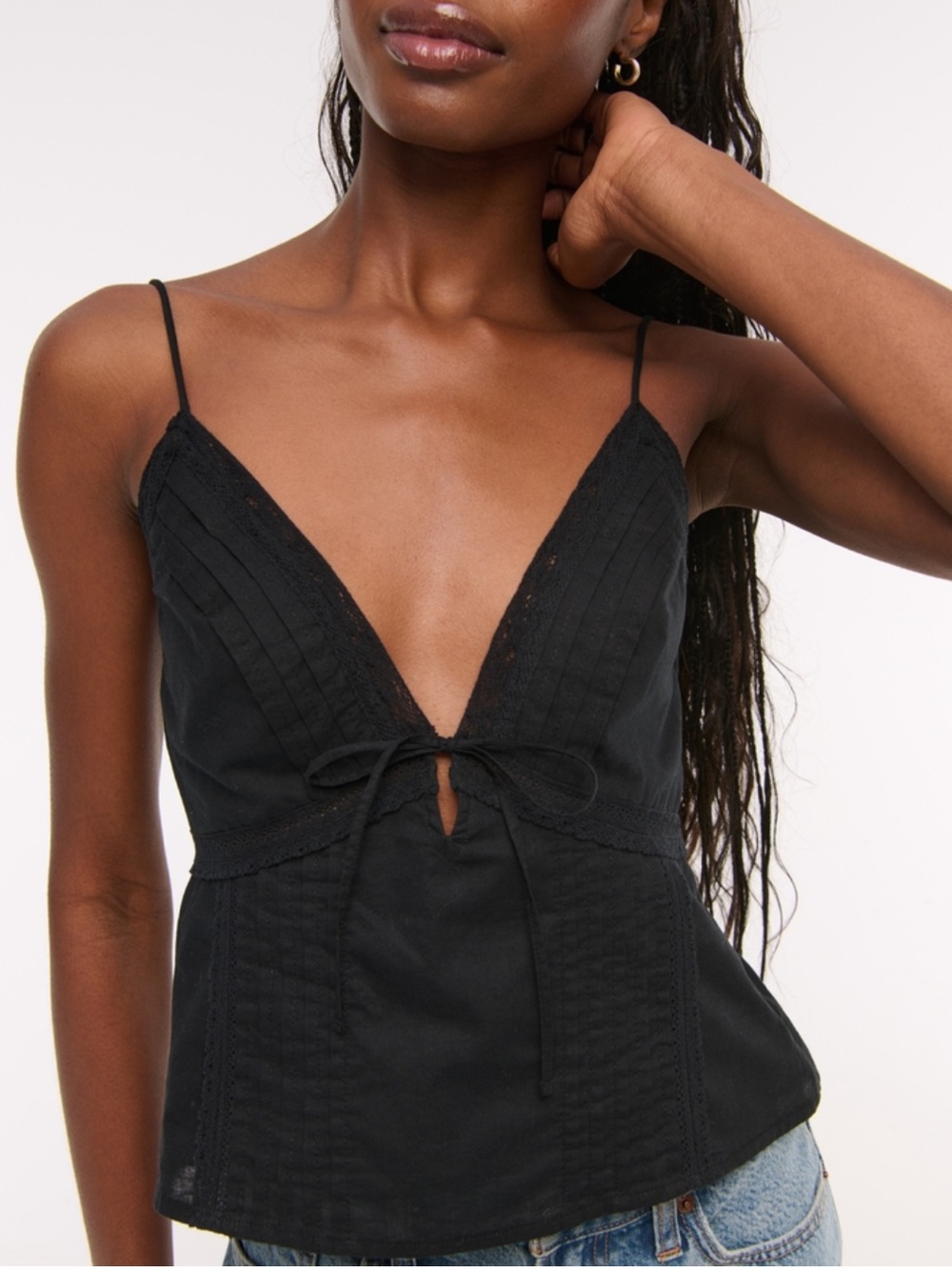 NWOT Abercrombie & Fitch A&F Bella Tie-Front Cami Black